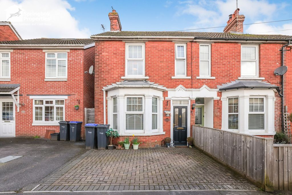 3 bed semi-detached house for saleBulford Road, Durrington, Salisbury, Wiltshire SP4