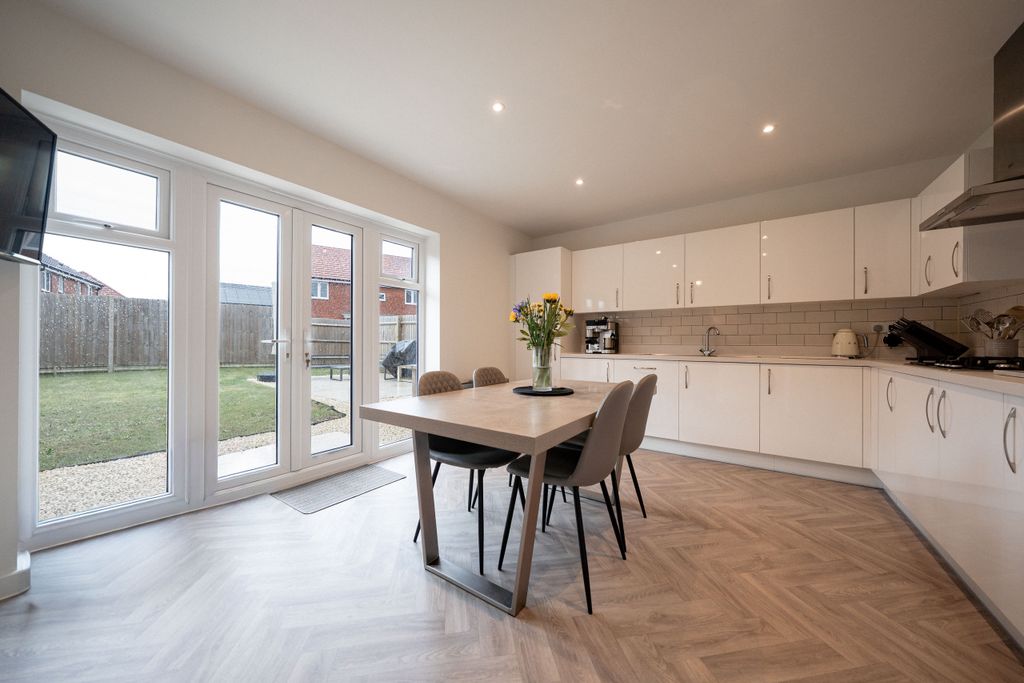Additional image 2 of 4 bed detached house for saleWhite Park Avenue, Newbold Verdon, Leicester, Leicestershire LE9