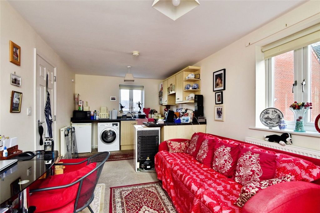 Additional image 16 of 2 bed flat for saleJames Street, Stoke-On-Trent, Staffordshire ST4