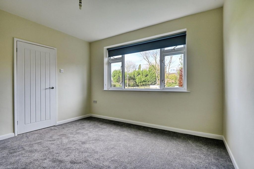 Additional image 10 of 4 bed semi-detached house for saleLime Grove, Newton Regis, Tamworth B79