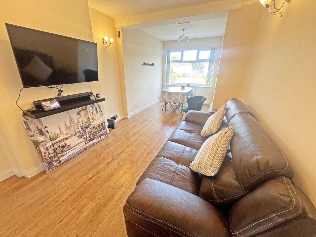 Additional image 6 of 3 bed semi-detached house for saleShetland Road, Leicester, Leicestershire LE4