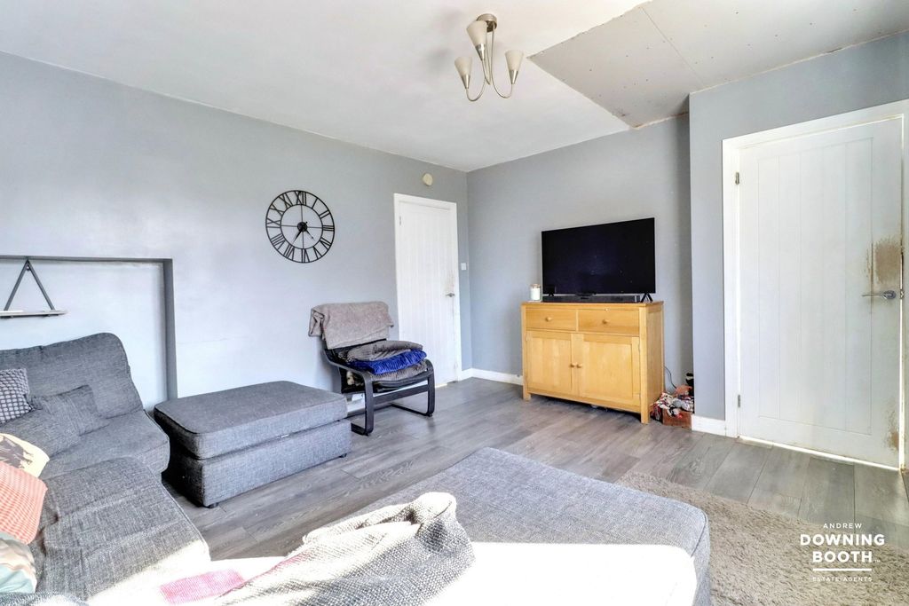 Additional image 5 of 3 bed semi-detached house for salePonesfield Road, Lichfield WS13