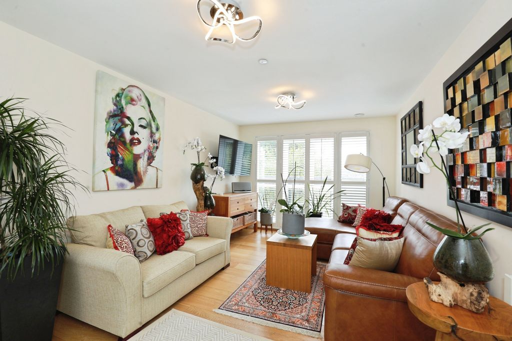 Additional image 4 of 4 bed town house for saleQuay Side, Stoke-On-Trent ST1