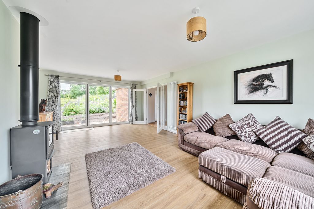 Additional image 5 of 3 bed detached bungalow for saleWest Grimstead, Salisbury SP5
