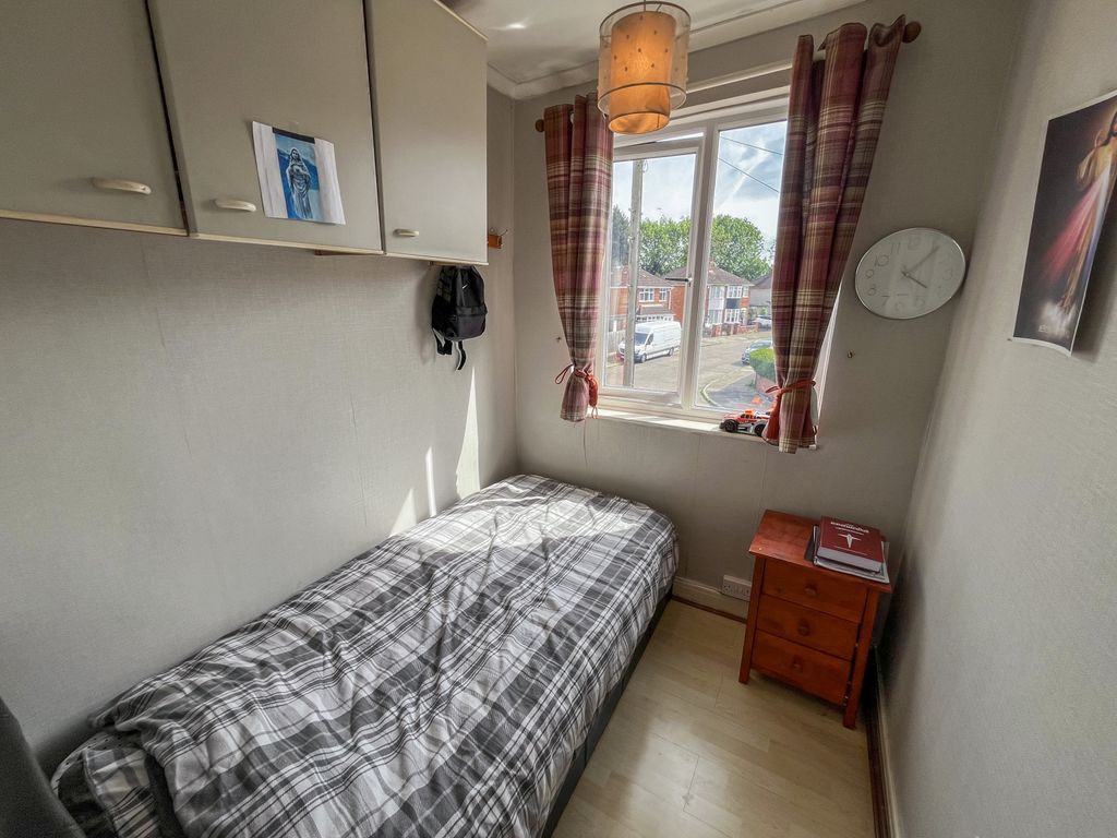 Additional image 10 of 3 bed semi-detached house for saleEastwood Road, Leicester, Leicestershire LE2