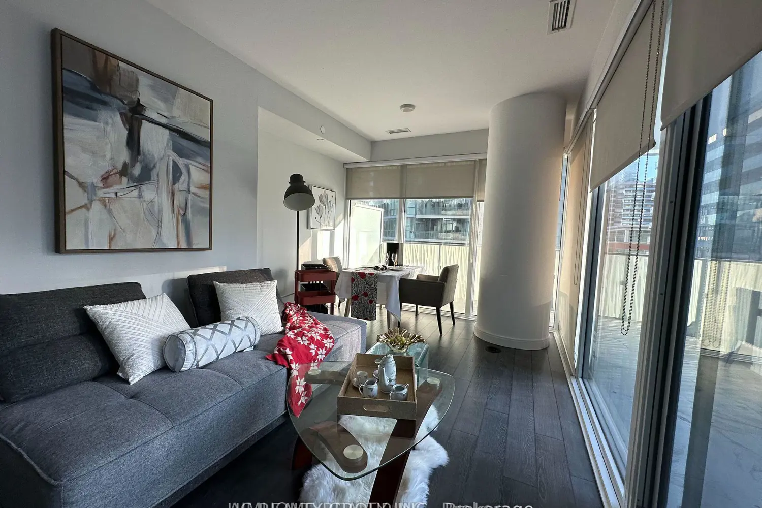 42 Charles Street 904 photo 3