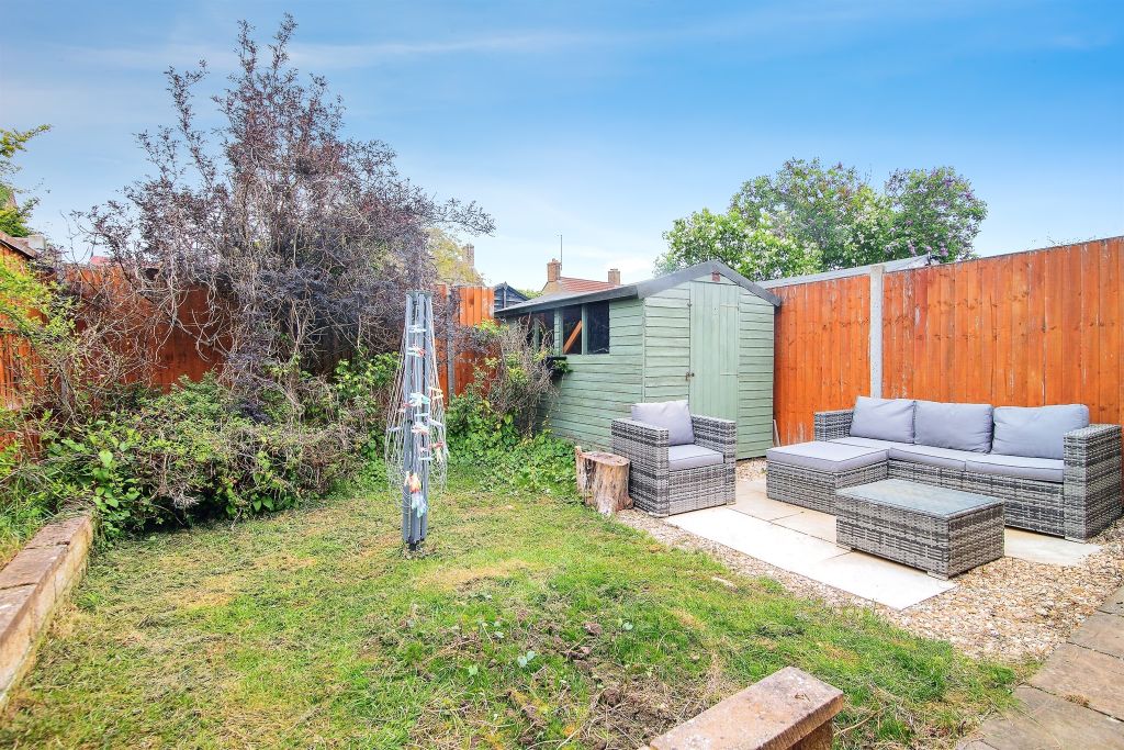 Additional image 4 of 3 bed terraced house for saleDrift Avenue, Stamford PE9