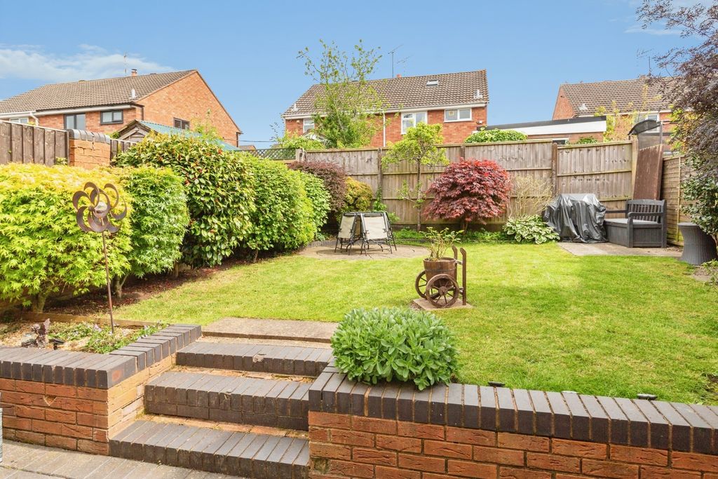Additional image 3 of 3 bed semi-detached house for saleCovert Close, Great Haywood, Stafford, Staffordshire ST18