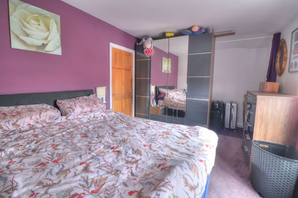 Additional image 13 of 3 bed semi-detached house for saleWanlip Lane, Birstall, Leicester LE4