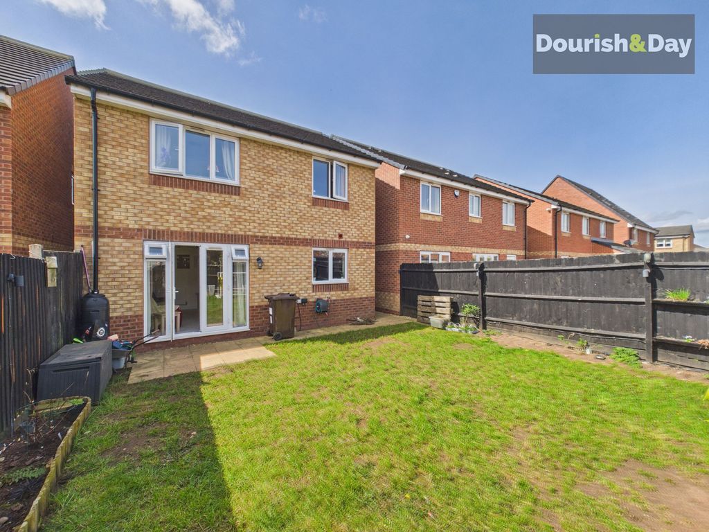 Additional image 4 of 3 bed detached house for saleAndrus Way, Stafford ST16