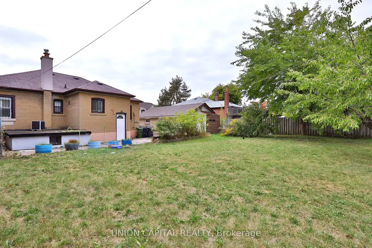 Additional image 16 of 38 Claver Avenue