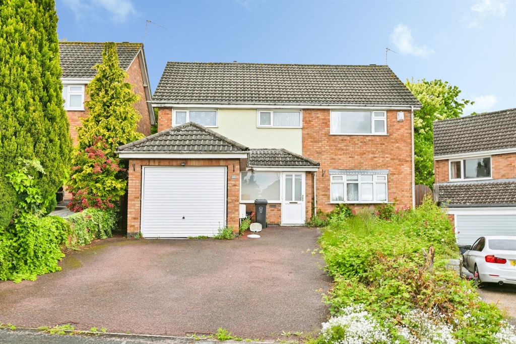 5 bed detached house for saleHarefield Avenue, Leicester LE3