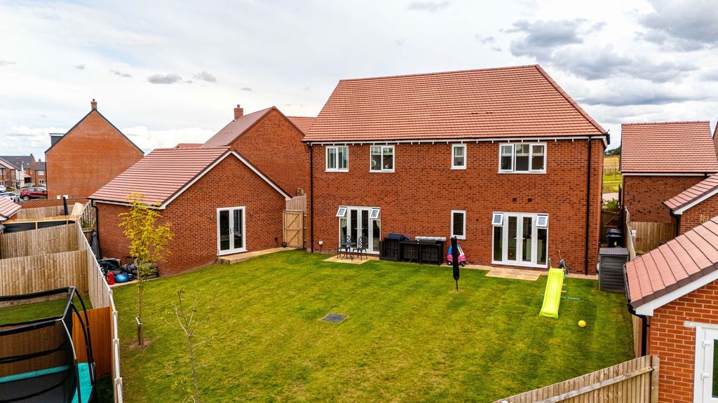 Additional image 30 of 5 bed detached house for saleMason Avenue, Lichfield WS14