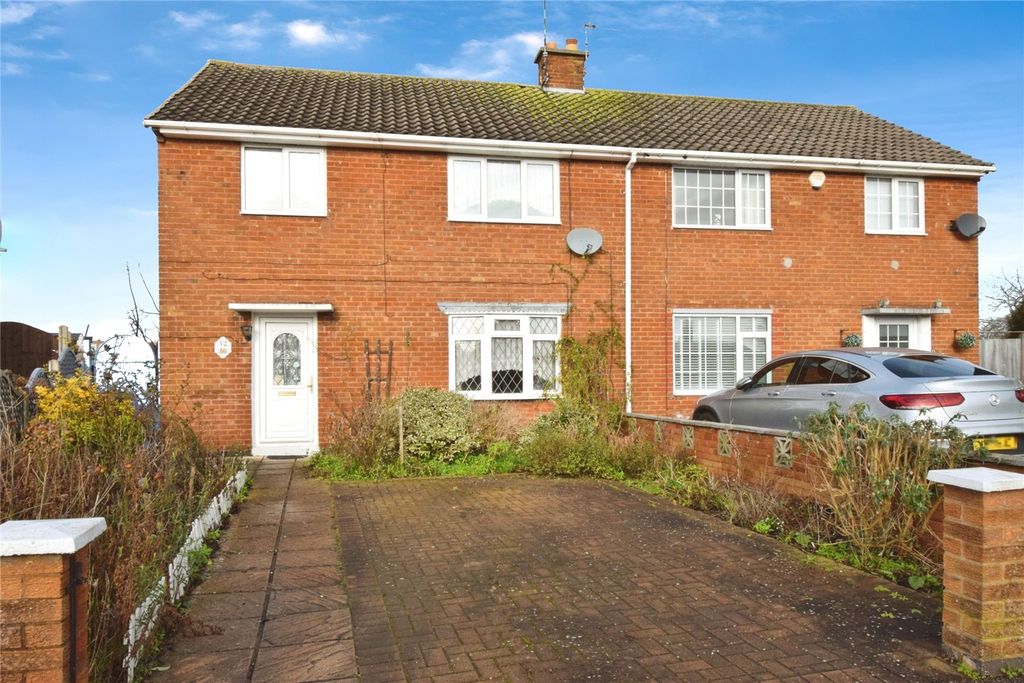 3 bed semi-detached house for saleHazelwood Road, Wigston, Leicestershire LE18