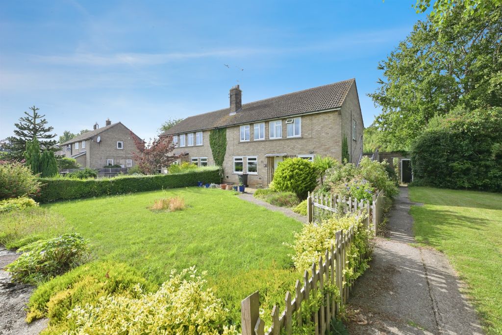 2 bed flat for salePark Street, Kings Cliffe, Peterborough PE8