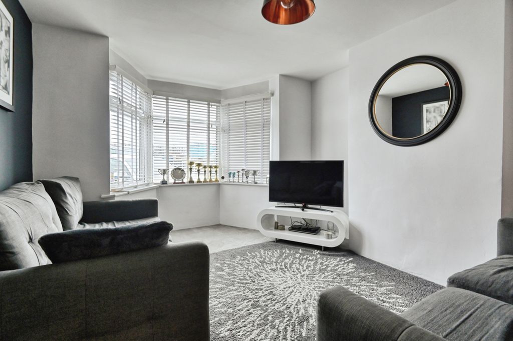 Additional image 2 of 3 bed semi-detached house for saleSutton Road, Tamworth B78