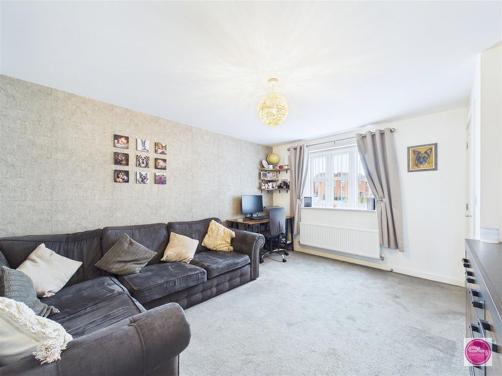 Additional image 10 of 3 bed detached house for saleCascade Close, Burton-On-Trent DE14
