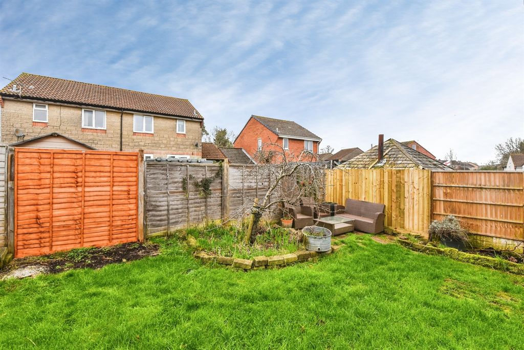 Additional image 18 of 4 bed semi-detached house for saleBright Close, Chippenham SN15