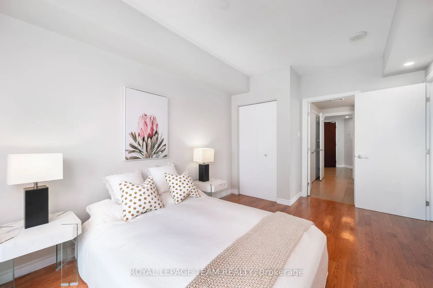 Additional image 11 of 200 Rideau Street 1704
