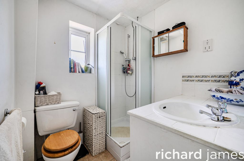 Additional image 5 of 5 bed detached house for saleRichards Close, Royal Wootton Bassett SN4