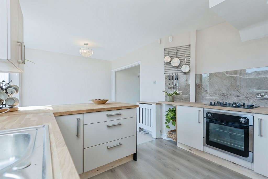 Additional image 14 of 3 bed semi-detached house for saleSedgefield Drive, Thurnby, Leicester LE7