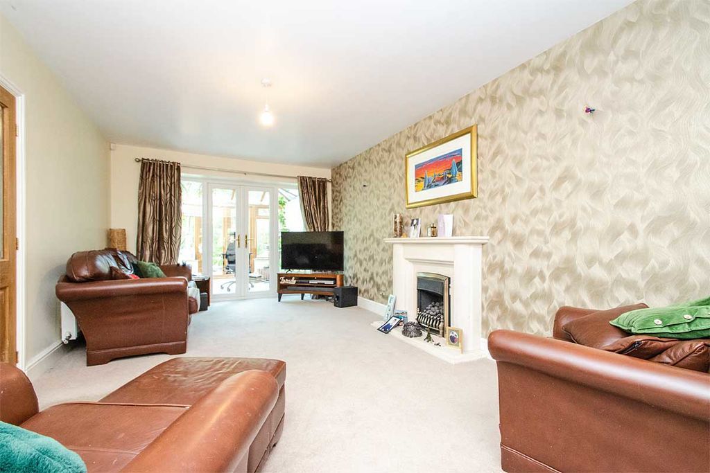 Additional image 8 of 3 bed detached house for saleBroad Lane, Essington WV11