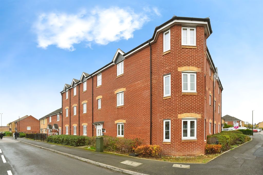 2 bed flat for saleHorsham Road, Swindon SN3