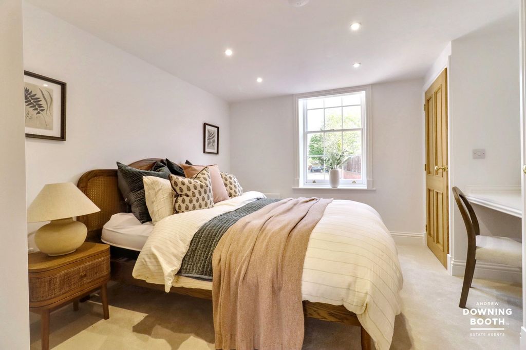Additional image 10 of 2 bed flat for sale71-73 Upper St. John Street, Lichfield WS14