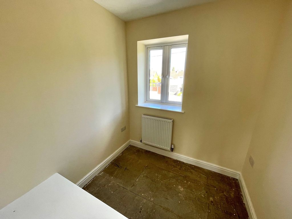 Additional image 10 of 3 bed semi-detached house for saleHill Street, Essington, Wolverhampton WV11