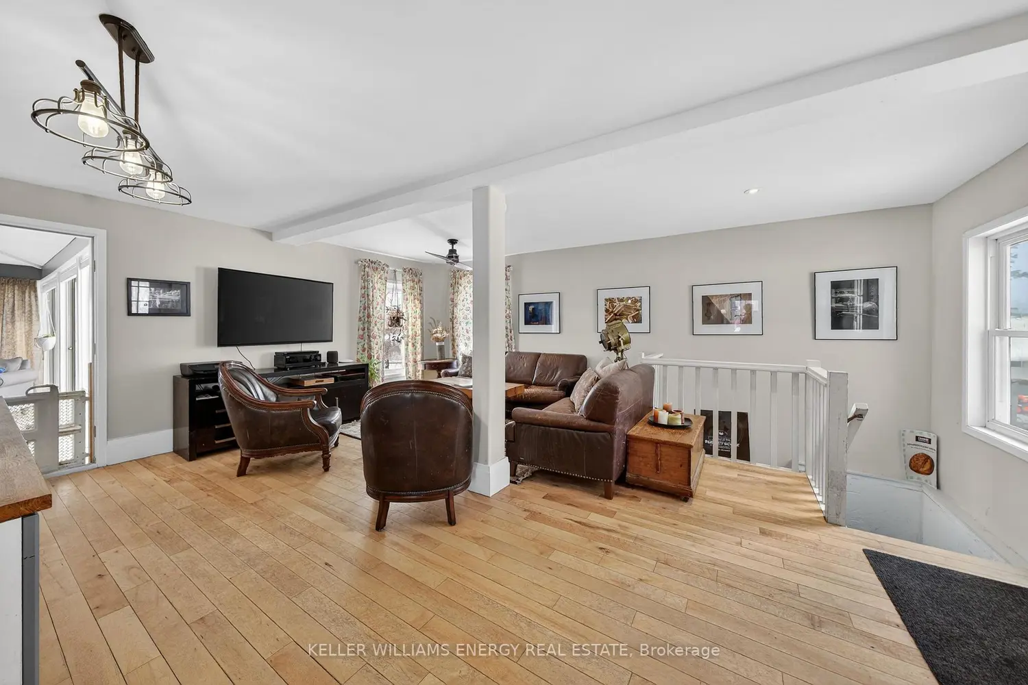 339 Elmbrook Road photo 2
