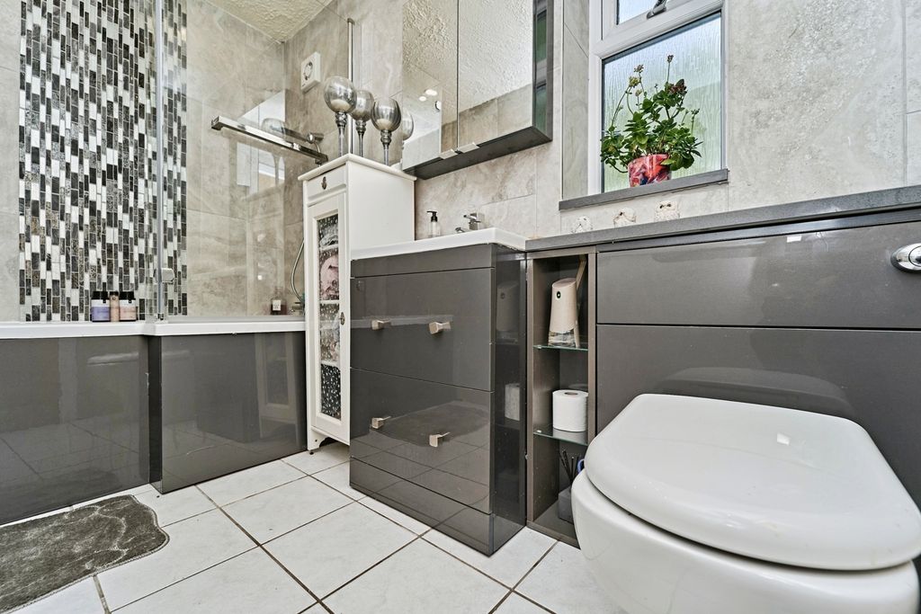 Additional image 17 of 4 bed bungalow for saleWoodhouse Lane, Haughton, Stafford, Staffordshire ST18