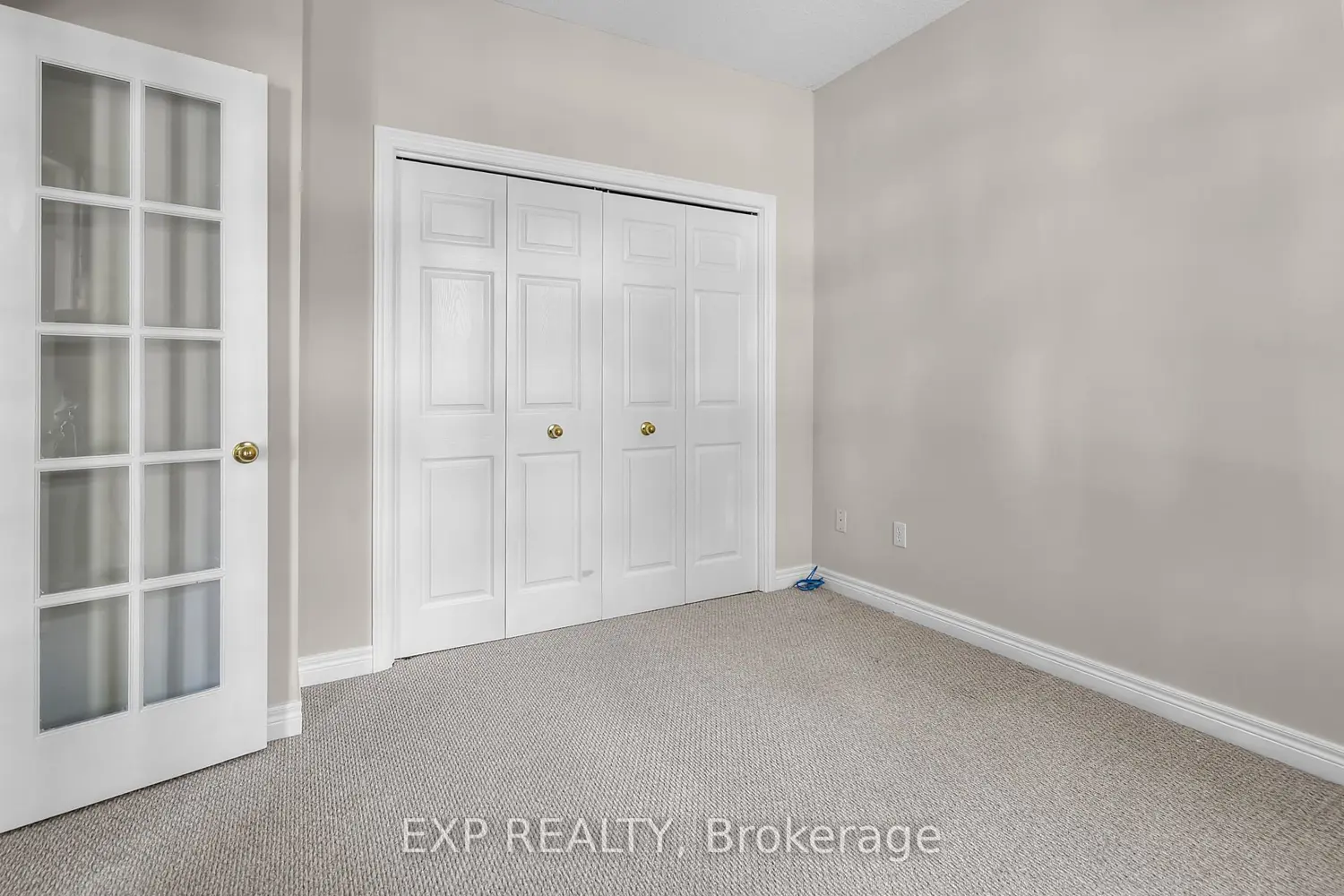 5595 Drummond Road 23