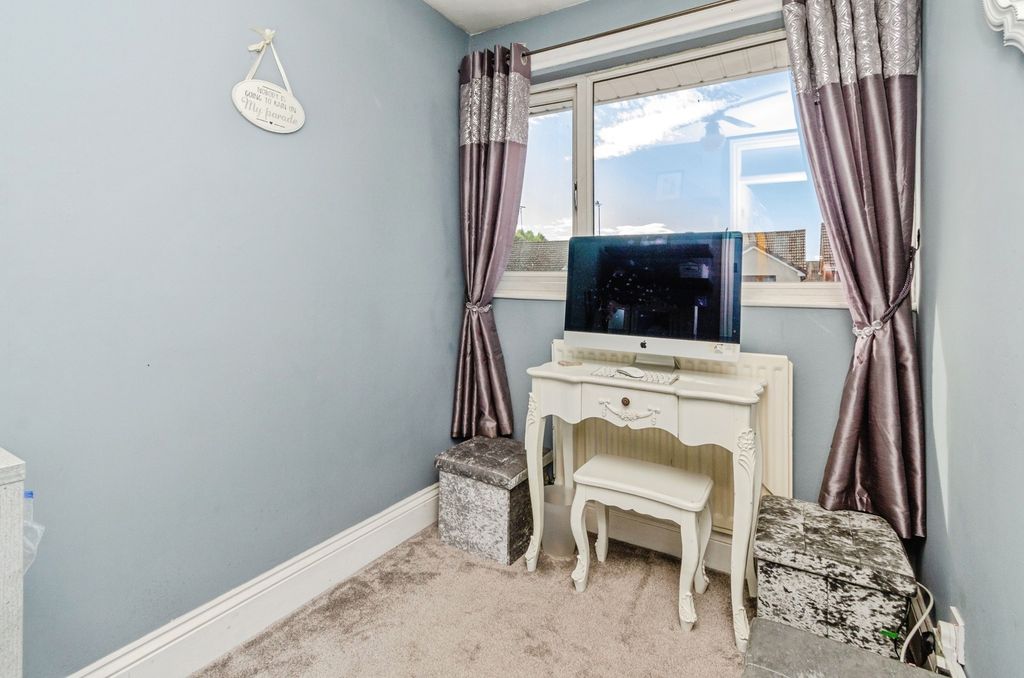 Additional image 10 of 3 bed semi-detached house for saleLeafdown Close, Hednesford, Cannock WS12