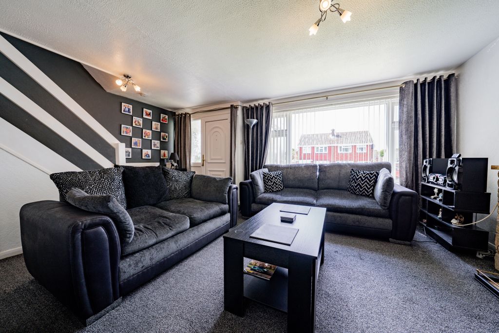 Additional image 3 of 3 bed detached house for saleAmanda Road, Leicester, Leicestershire LE2