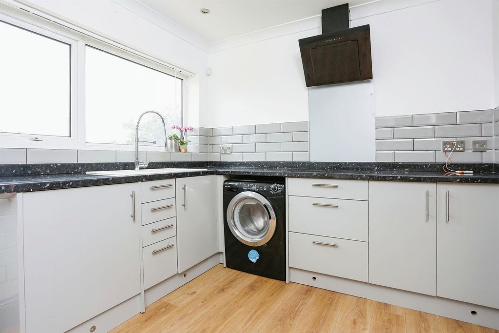 Additional image 4 of 5 bed detached bungalow for saleBallater Close, Leicester LE5