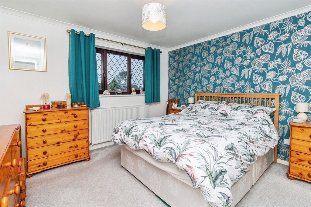 Additional image 3 of 4 bed detached house for salePulteney Drive, Stafford ST16