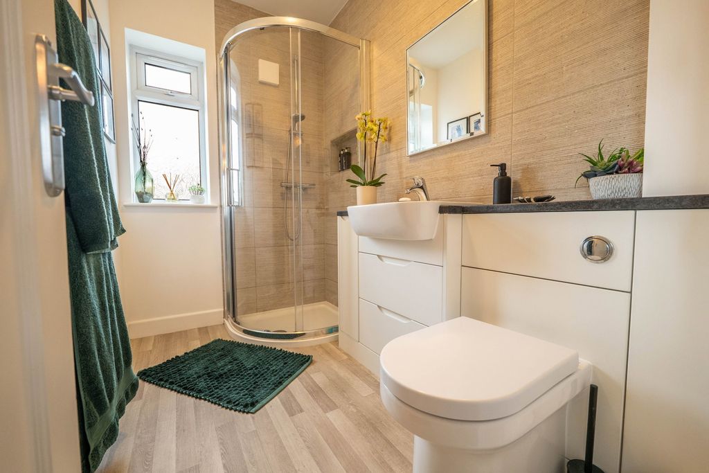 Additional image 18 of 4 bed semi-detached house for saleOakfield Avenue, Birstall, Leicester LE4