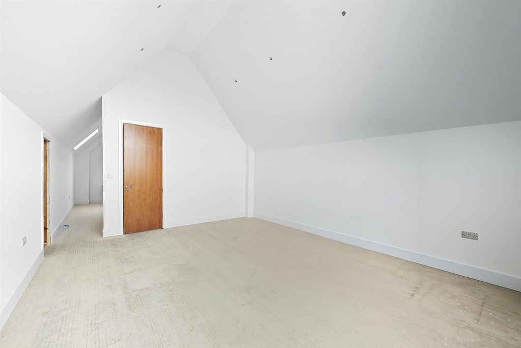 Additional image 34 of 5 bed detached house for saleFreshwater Drive, Weston, Cheshire CW2