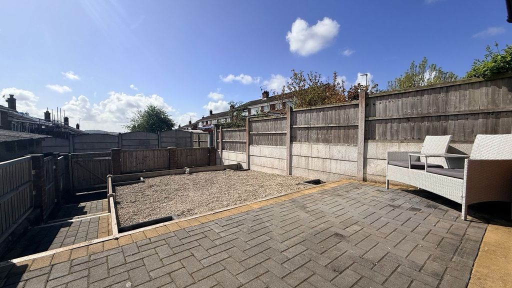 Additional image 18 of 3 bed town house for saleNewmount Road, Fenpark, Stoke-On-Trent ST4
