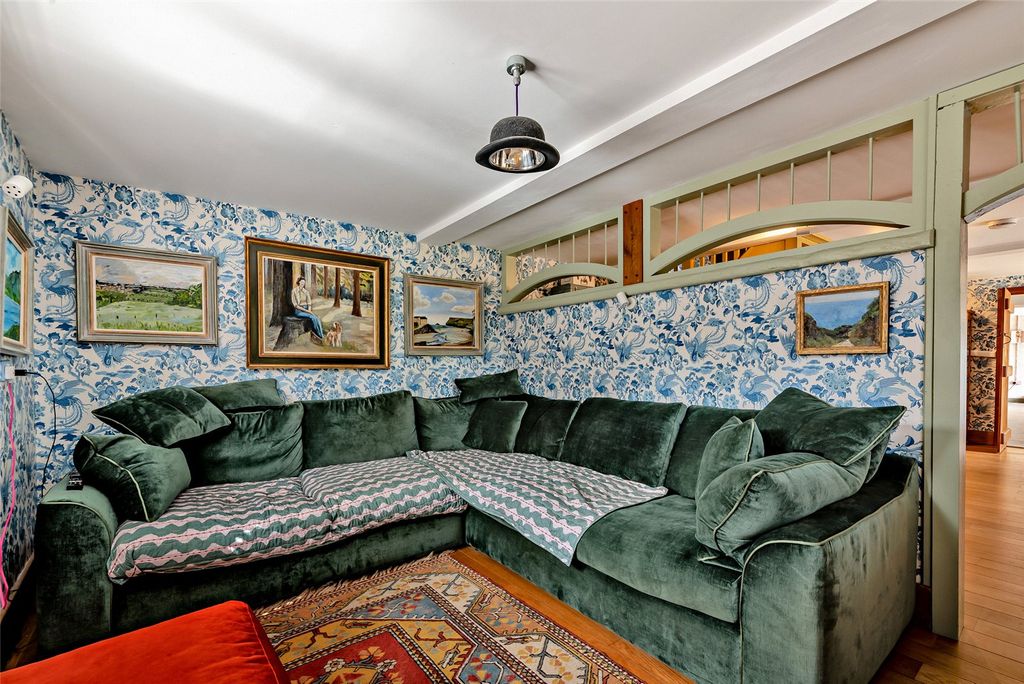 Additional image 8 of 6 bed detached house for saleBeechingstoke, Pewsey, Wiltshire SN9