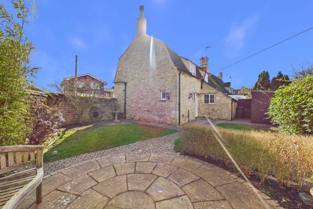 Additional image 31 of 3 bed cottage for saleMain Street, Belmesthorpe, Stamford, Lincolnshire PE9