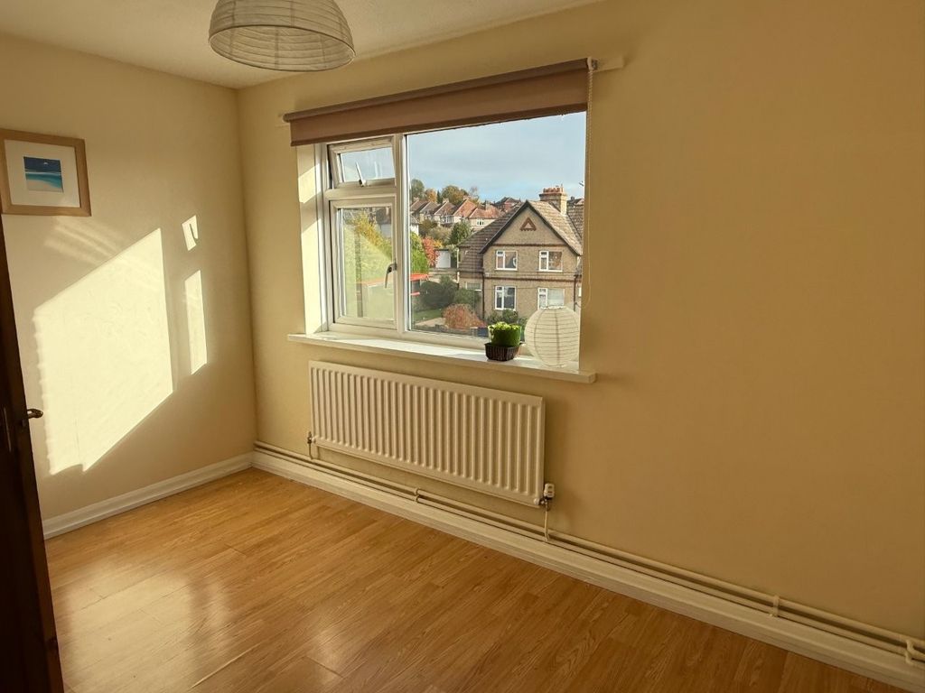Additional image 6 of 3 bed flat for saleCastle Road, Salisbury SP1