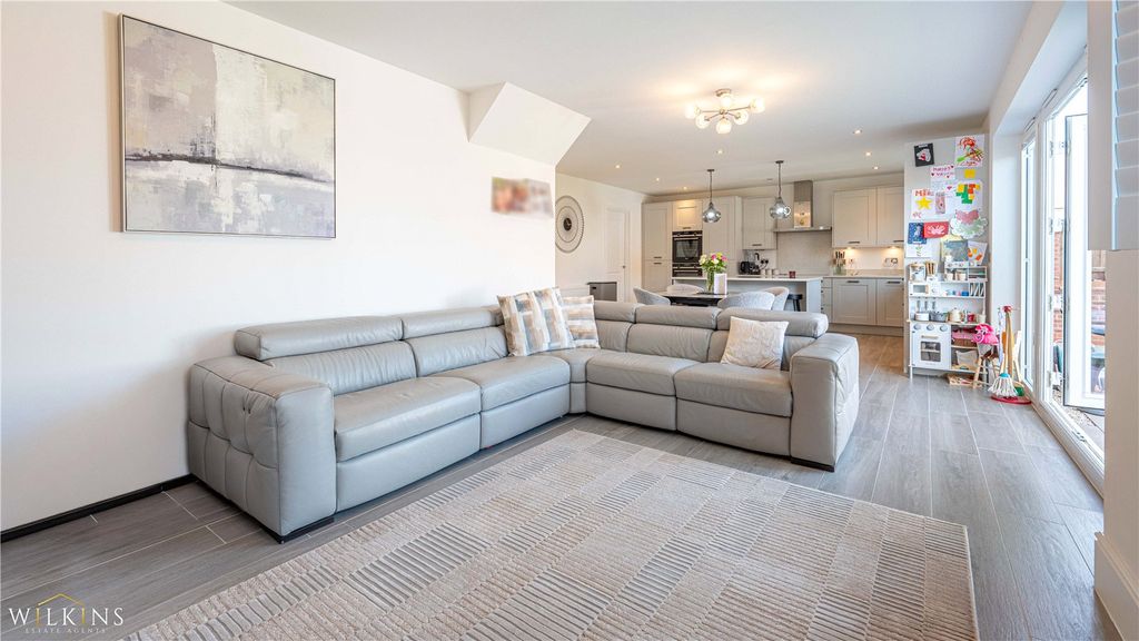 Additional image 11 of 4 bed detached house for saleRangemoor Crescent, Amington, Tamworth B77