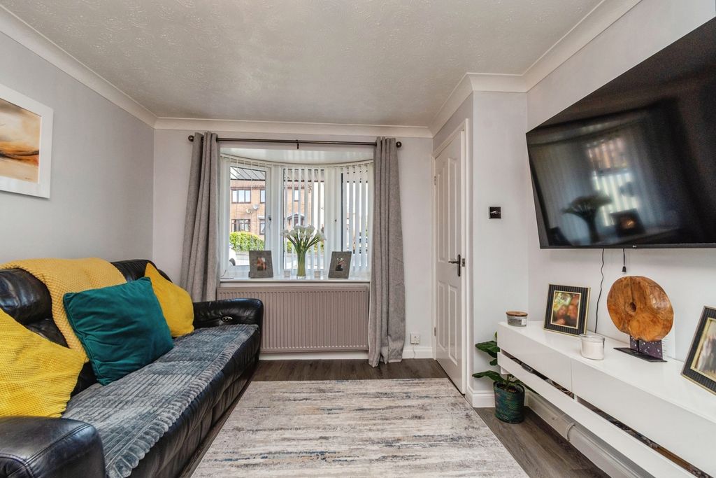 Additional image 5 of 3 bed semi-detached house for saleCorsican Drive, Hednesford, Cannock WS12