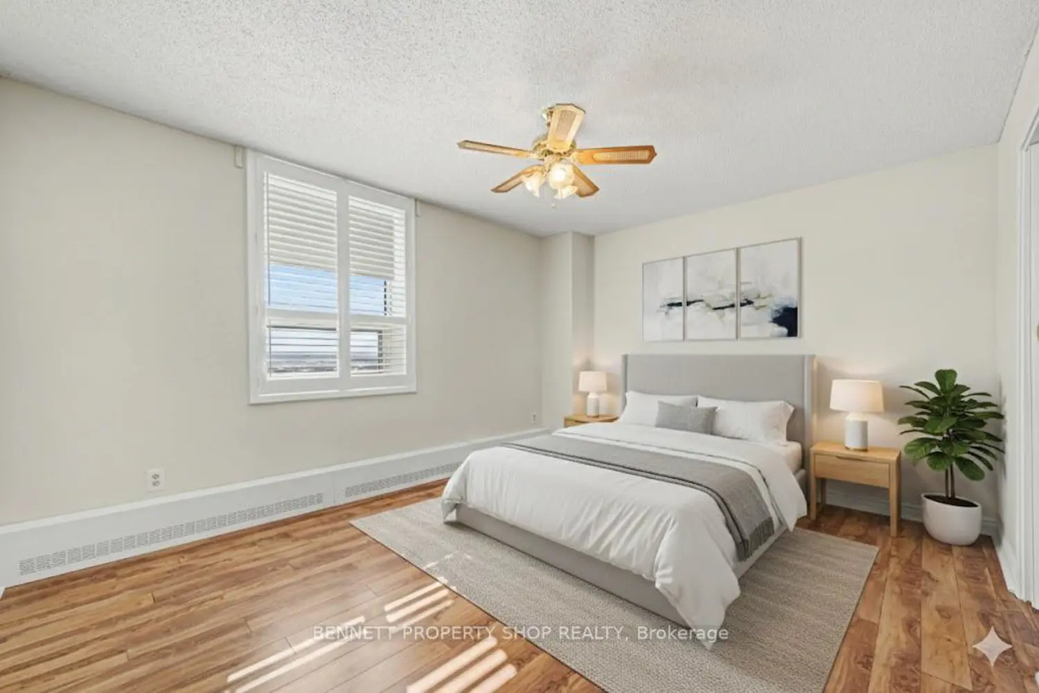 Additional image 4 of 665 Bathgate Drive 2011