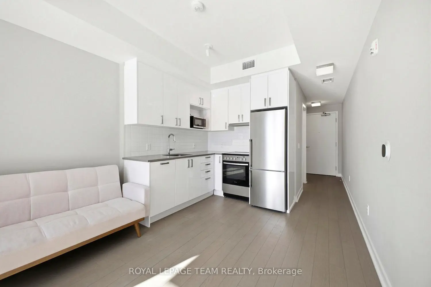 Additional image 7 of 360 Deschatelets Avenue 209