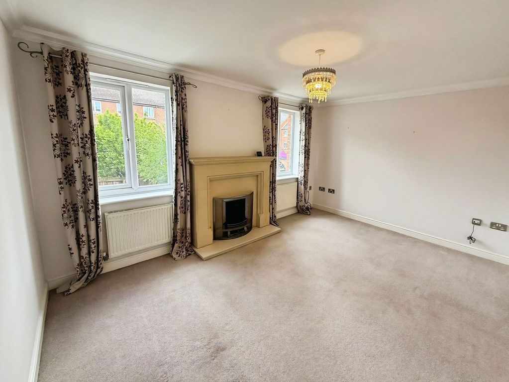 Additional image 9 of 4 bed terraced house for saleThacker Drive, Lichfield WS13