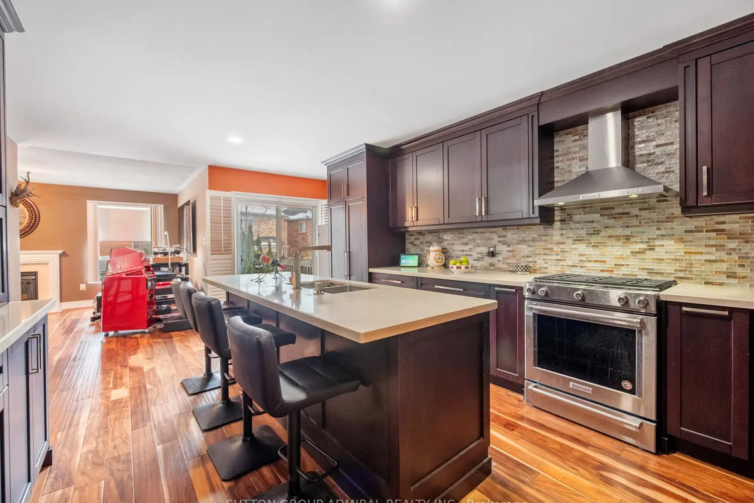 Additional image 3 of 82 Belmont Boulevard