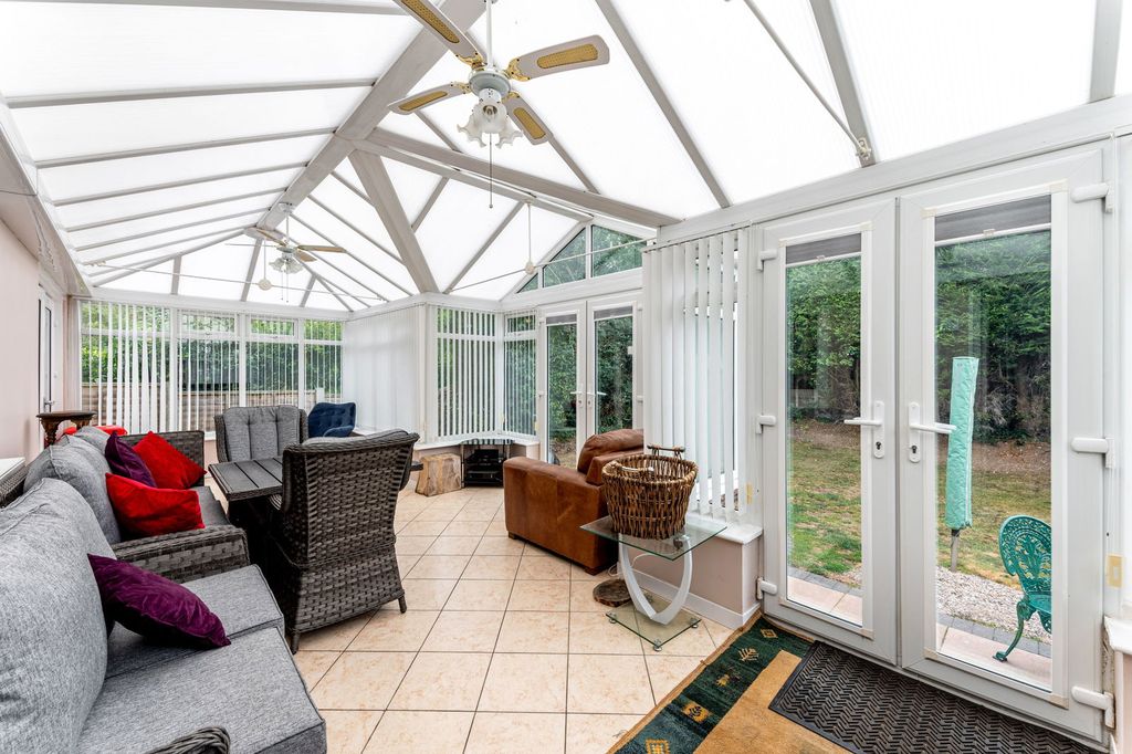 Additional image 14 of 4 bed bungalow for sale40 Gilwell Road, Rugeley WS15