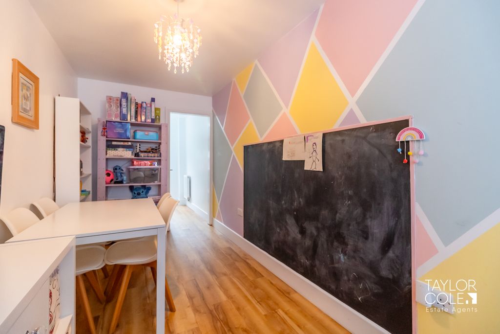 Additional image 9 of 4 bed semi-detached house for saleSwallowfield, Tamworth B79